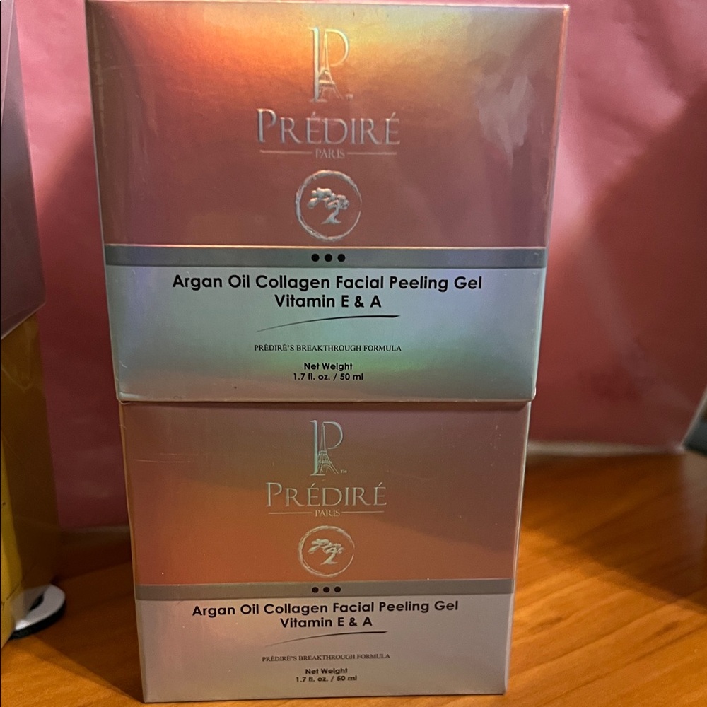 Bundle of 2
Prédiré Paris Argan Oil Collagen Facial Peel - Gold